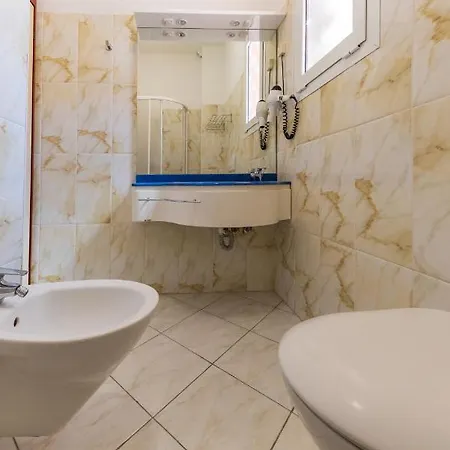 Aparthotel Renadoro Cervia