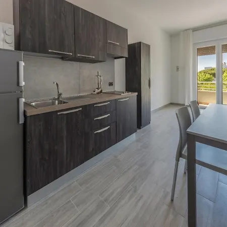 アパートホテル Renadoro