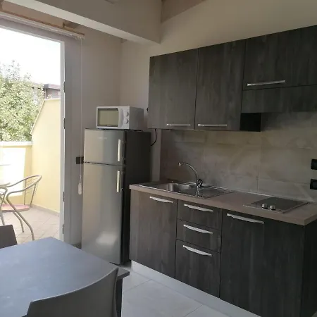 Renadoro アパートホテル チェルヴィア